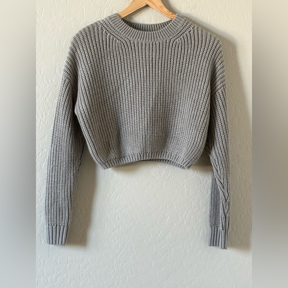 ELODIE GREY CHUNKY KNIT CROPPED CREW NECK SWEATER - XS - Picture 4 of 8